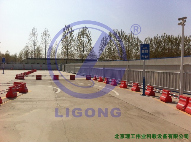 科目二場地考試系統(tǒng)，曲線行駛